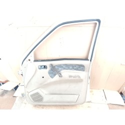 Recambio de puerta delantera derecha para nissan terrano ii (r20) 2.7 tdi 4wd referencia OEM IAM   