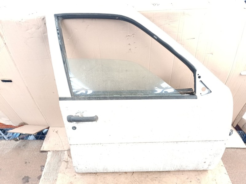 Recambio de puerta delantera derecha para nissan terrano ii (r20) 2.7 tdi 4wd referencia OEM IAM   
