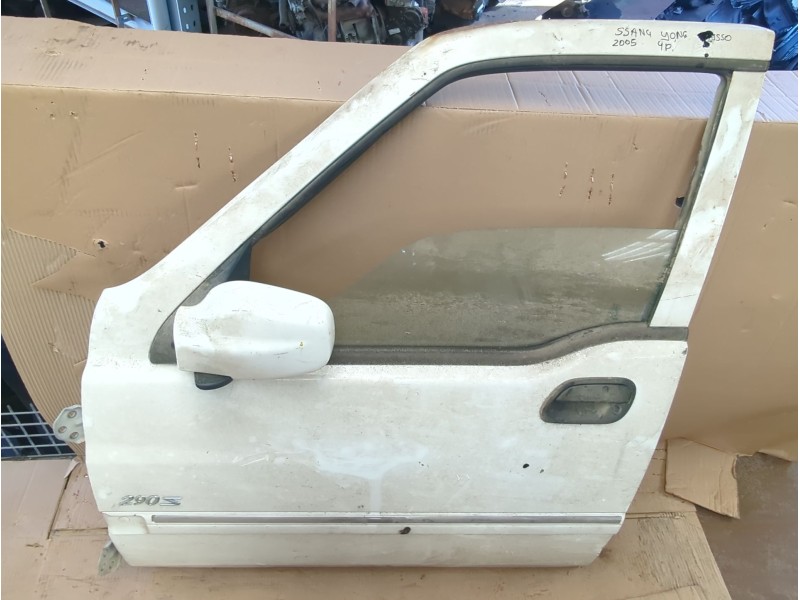 Recambio de puerta delantera izquierda para ssangyong musso (01.1996) 2.9 d referencia OEM IAM   