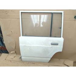 PUERTA TRASERA IZQUIERDA 