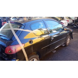PEUGEOT 206 (1998)