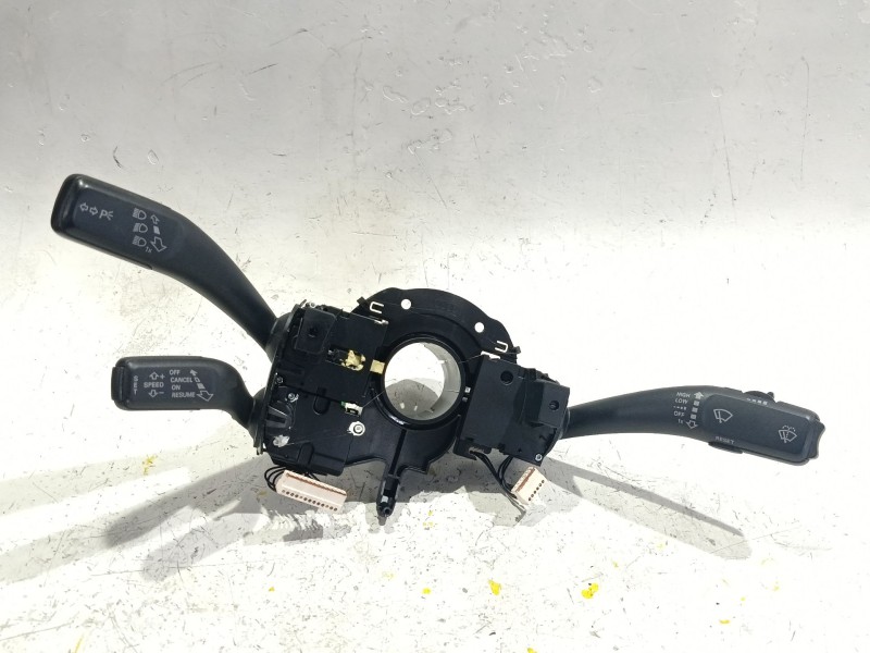 Recambio de mando multifuncion para audi a4 b8 (8k2) 2.0 tdi referencia OEM IAM 8K0953502BD  