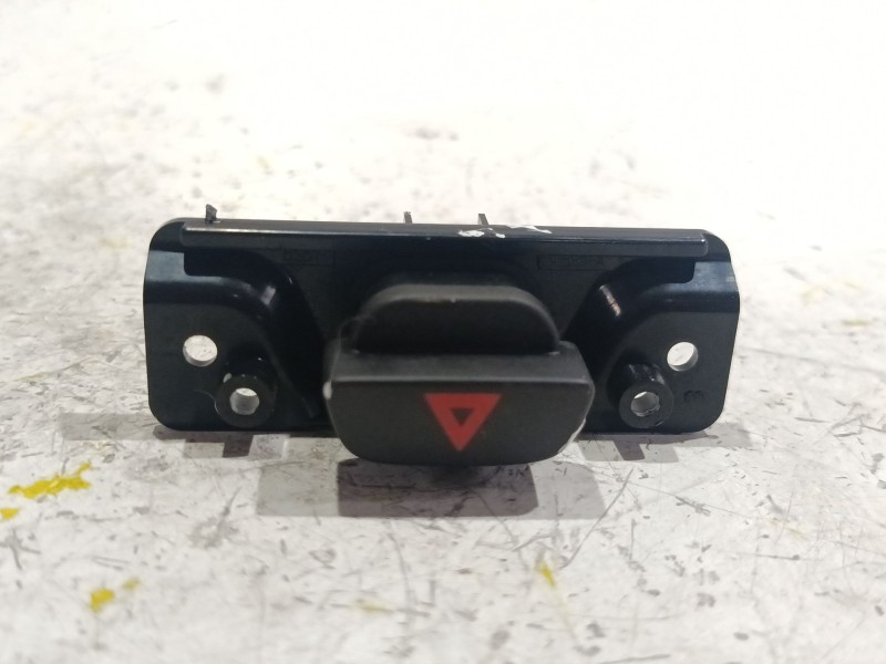 Recambio de boton emergencia para ford fiesta v (jh_, jd_) 1.4 tdci referencia OEM IAM 15C581  