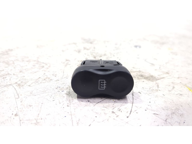Recambio de boton luneta termica para dacia duster i (2010) 1.5 dci referencia OEM IAM 710682  