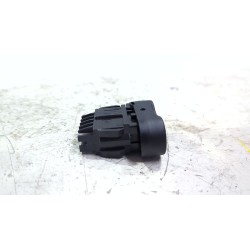 Recambio de boton luneta termica para dacia duster i (2010) 1.5 dci referencia OEM IAM 710682  