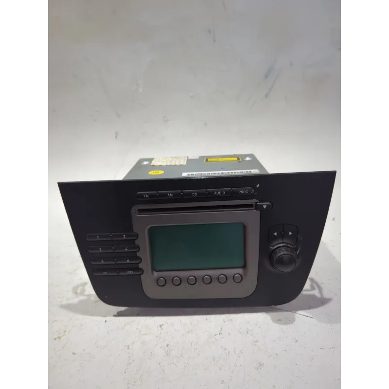 Recambio de sistema audio / radio cd para seat altea (5p1) 1.6 referencia OEM IAM 5P10351521MM  