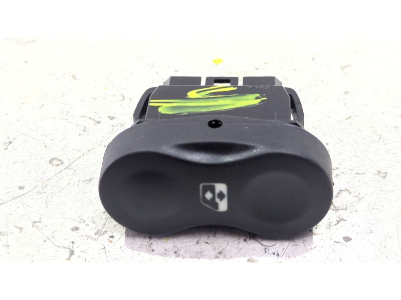 Recambio de mando elevalunas delantero derecho para dacia duster i (2010) 1.5 dci referencia OEM IAM 602227  