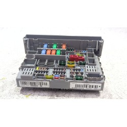 CAJA RELES / FUSIBLES 6906624 