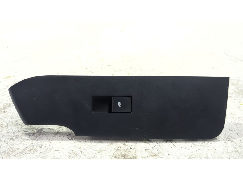 Recambio de mando elevalunas delantero derecho para chevrolet captiva (c100, c140) 2.0 d 4wd referencia OEM IAM 202005438  