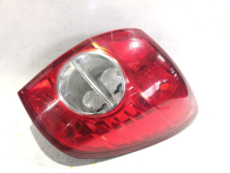 Recambio de piloto trasero derecho para chevrolet captiva (c100, c140) 2.0 d 4wd referencia OEM IAM A047697  
