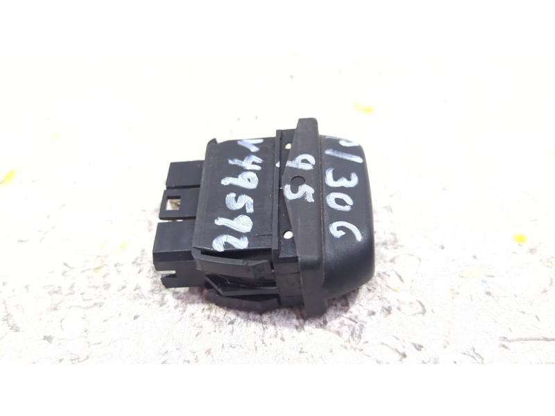 Recambio de mando elevalunas delantero izquierdo para peugeot 306 (7b, n3, n5) 1.9 sld referencia OEM IAM   