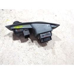 Recambio de mando elevalunas delantero izquierdo para renault megane i classic (la0/1_) 1.9 d (la0a, la0u, la0r) referencia OEM 