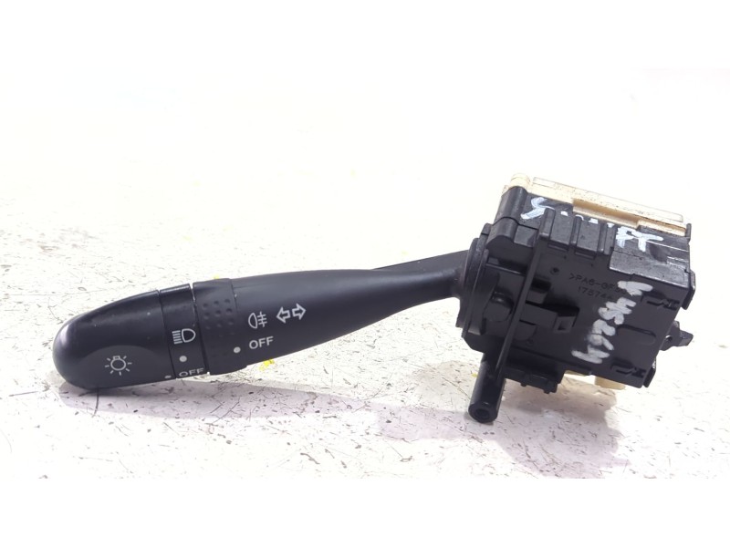 Recambio de mando intermitentes para suzuki swift iii (sg) 1.3 ddis referencia OEM IAM 173744  