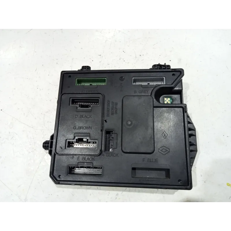 Recambio de caja reles / fusibles para renault grand scénic iii (jz0/1_) 1.5 dci referencia OEM IAM 284B19091R  