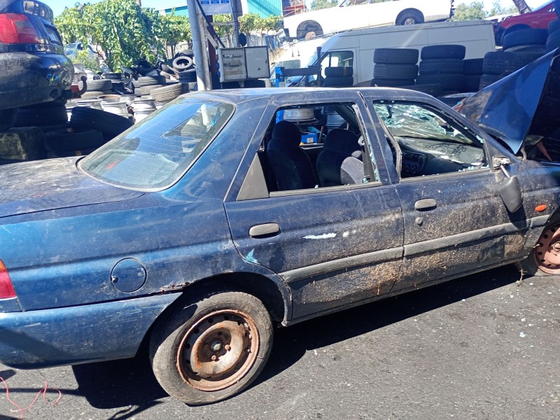FORD ESCORT V SEDÁN (AFL)
