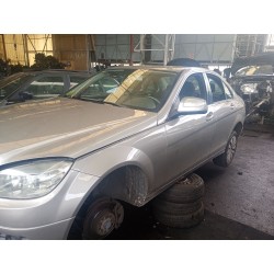 MERCEDES-BENZ CLASE C (W204)
