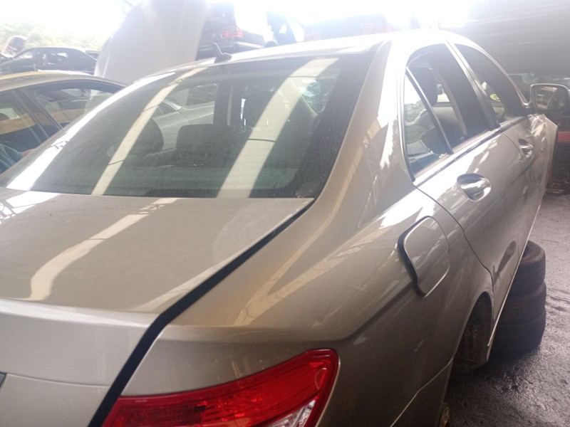 mercedes-benz clase c (w204) del año 2007