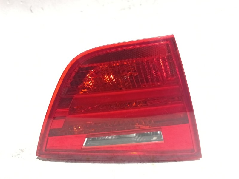 PILOTO PORTON TRASERO IZQUIERDO 218201L 