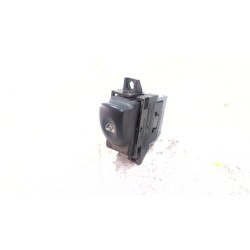 MANDO ELEVALUNAS DELANTERO IZQUIERDO 7700417488B 