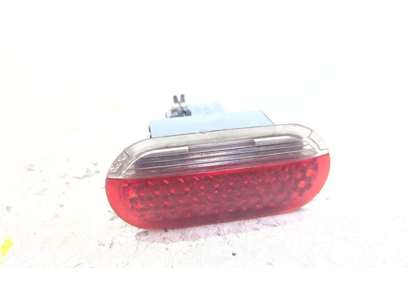 LUZ INTERIOR 1J0947411B 