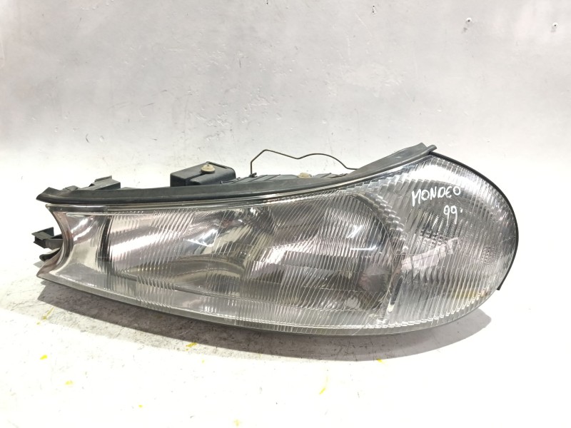 FARO DELANTERO IZQUIERDO 0301098205 