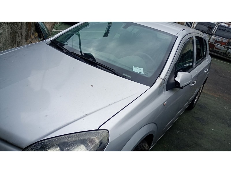 opel astra h (a04) del año 2005
