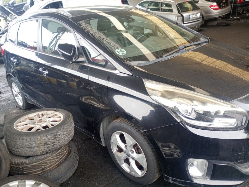 kia carens iv del año 2013