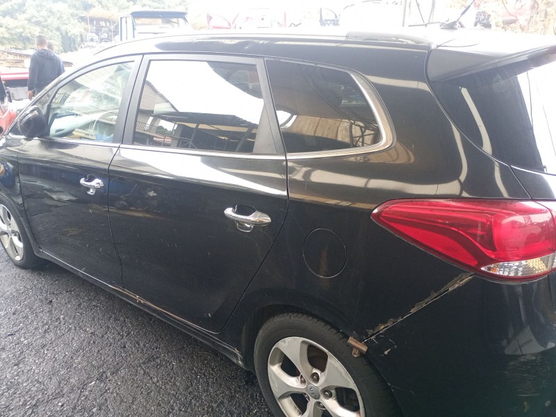 kia carens iv del año 2013