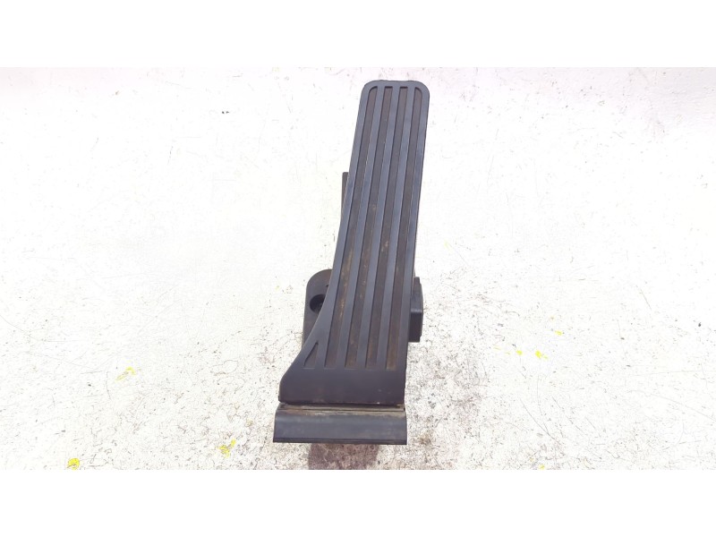 POTENCIOMETRO PEDAL A2043000004 