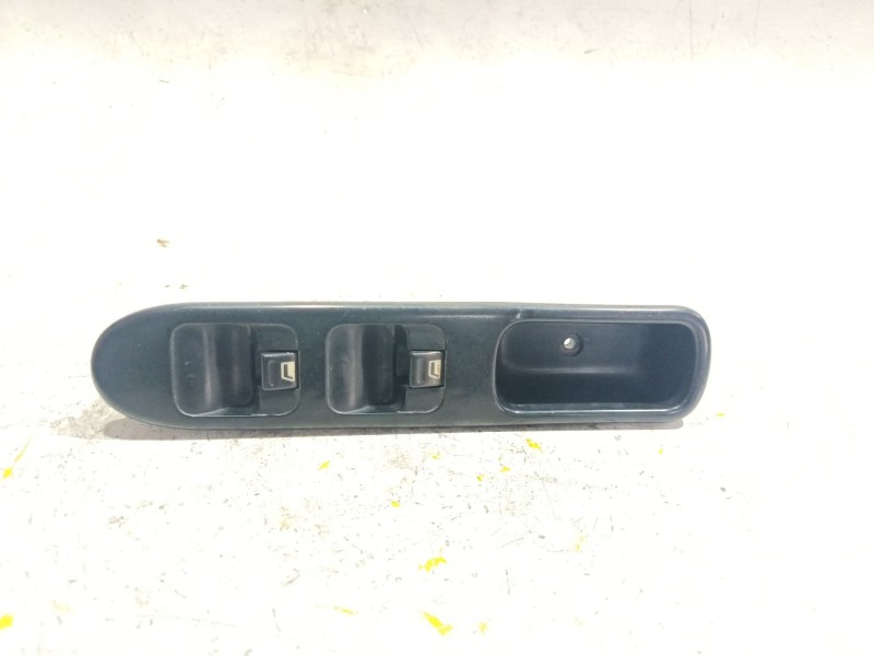 MANDO ELEVALUNAS DELANTERO IZQUIERDO 27461 