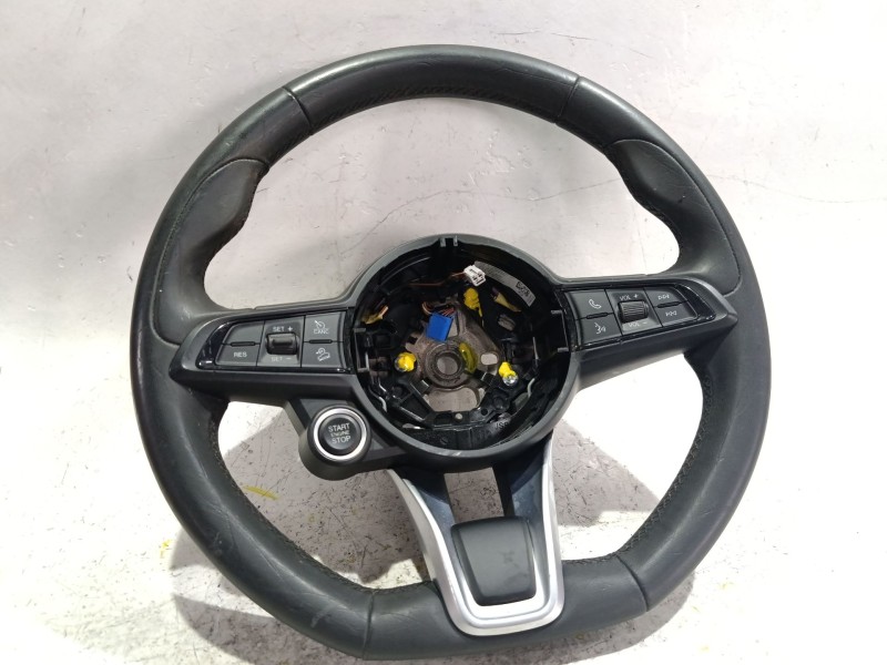 VOLANTE 01561506300 