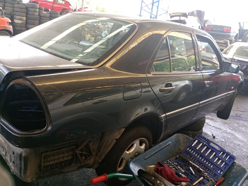 mercedes-benz clase c (w202) del año 1995