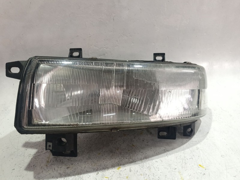 FARO DELANTERO IZQUIERDO 952902A 