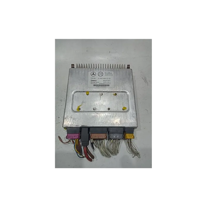 Recambio de centralita para mercedes-benz autobus urbano o-530 referencia OEM IAM A0004460303  