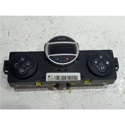 Recambio de mandos climatizador para renault clio iii (2005) 1.1 75 cv referencia OEM IAM 8200296683  