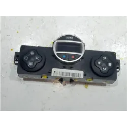 Recambio de mandos climatizador para renault clio iii (2005) 1.1 75 cv referencia OEM IAM 8200296683  