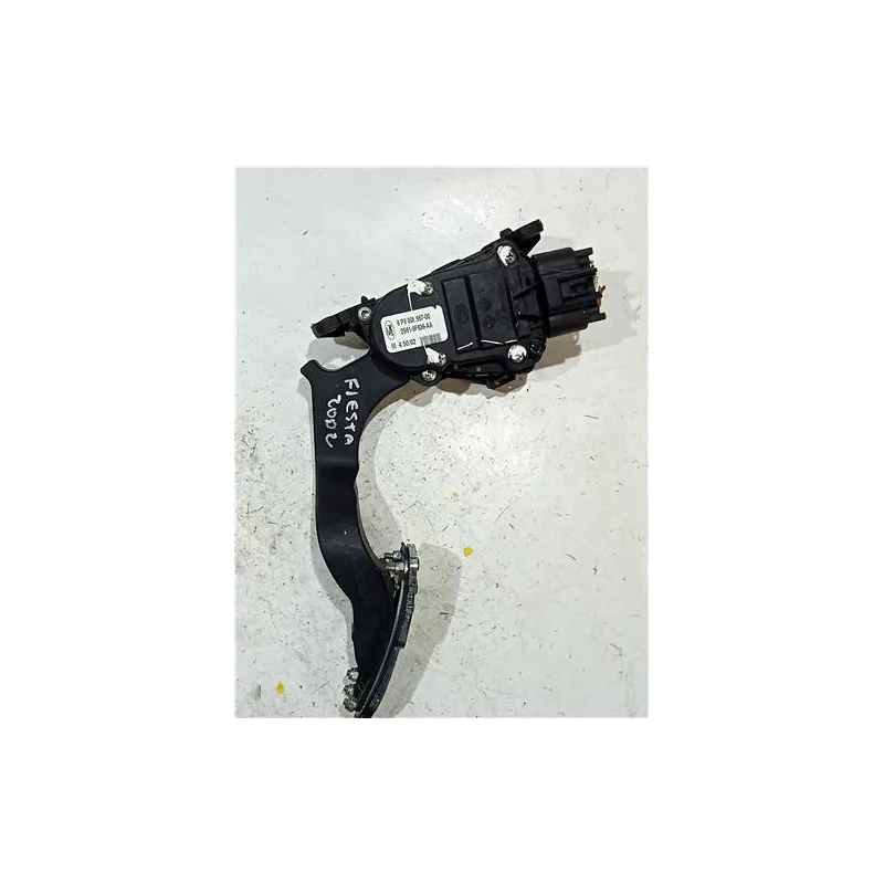 Recambio de potenciometro pedal gas para ford fiesta (cbk)(2002) referencia OEM IAM 6PV00856700  
