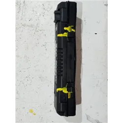 Recambio de pantalla para opel insignia sedán 2.0 cdti referencia OEM IAM 13233977F  