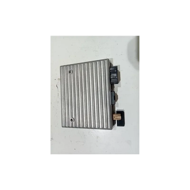 Recambio de centralita antena para opel insignia a country tourer (2013) referencia OEM IAM 366821429  