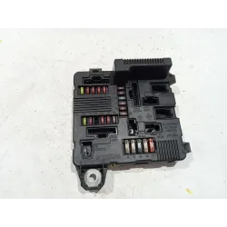 Recambio de caja reles / fusibles para renault megane scénic dci referencia OEM IAM   