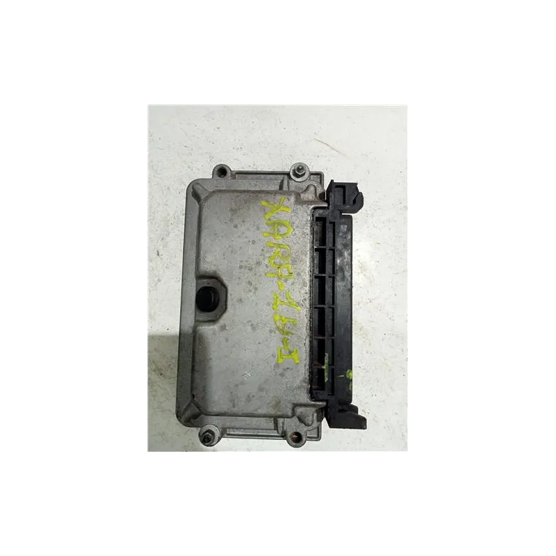 Recambio de centralita inyeccion para citroën xsara berlina (1997) 1.9 td referencia OEM IAM 0261204939  