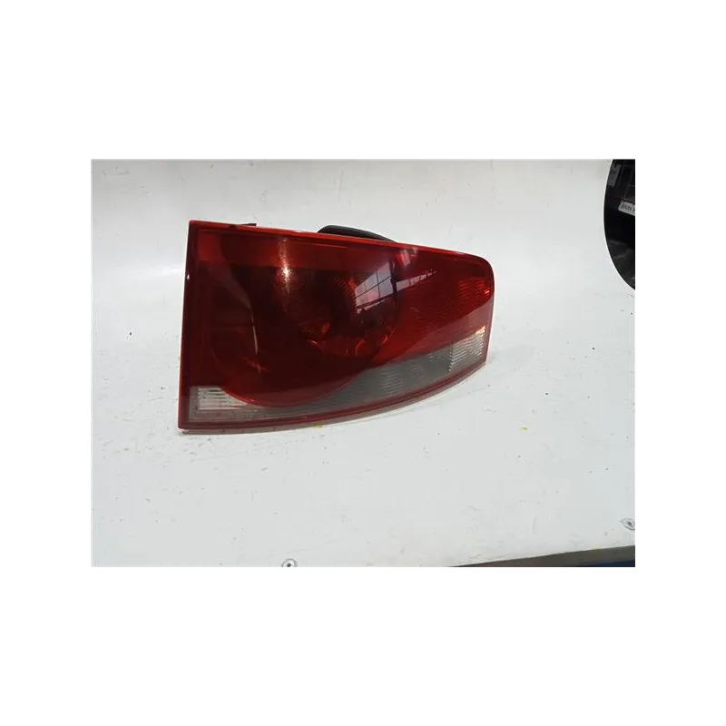 Recambio de piloto trasero derecho para seat altea (5p1)(03.2004) 1.6 referencia OEM IAM 5P8945096A  