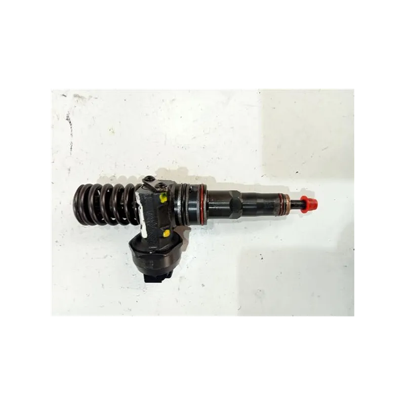 Recambio de inyector para volkswagen golf iv berlina (1j1)(1997) 1.6 16v referencia OEM IAM 0414720038  