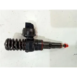 Recambio de inyector para volkswagen golf iv berlina (1j1)(1997) 1.6 16v referencia OEM IAM 0414720038  