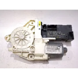 Recambio de motor elevalunas delantero derecho para peugeot 407 hdi 135 referencia OEM IAM 0130822201 9663036580  