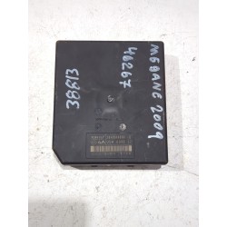 CAJA RELES / FUSIBLES 284B60009R 