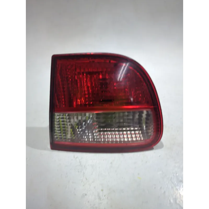 Recambio de piloto trasero derecho para seat leon (1m1) 1.9 tdi referencia OEM IAM 1M6945092B  