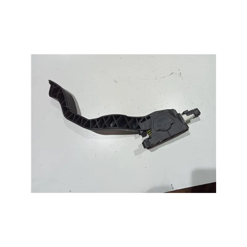 Recambio de potenciometro pedal gas para peugeot 206 (1998) 1.4 hdi eco 70 referencia OEM IAM 9654877480  