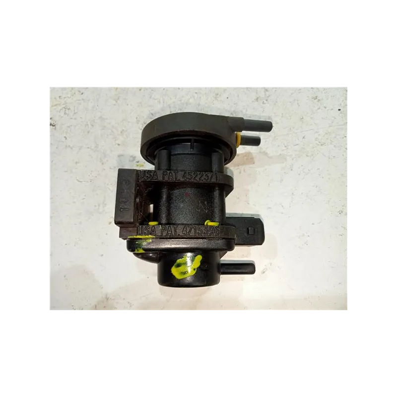 Recambio de valvula aire adicional para opel zafira b (2005) 1.9 cdti referencia OEM IAM 4534375 452231  
