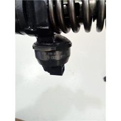 Recambio de inyector para volkswagen golf iv berlina (1j1)(1997) 1.6 16v referencia OEM IAM 0414720038  